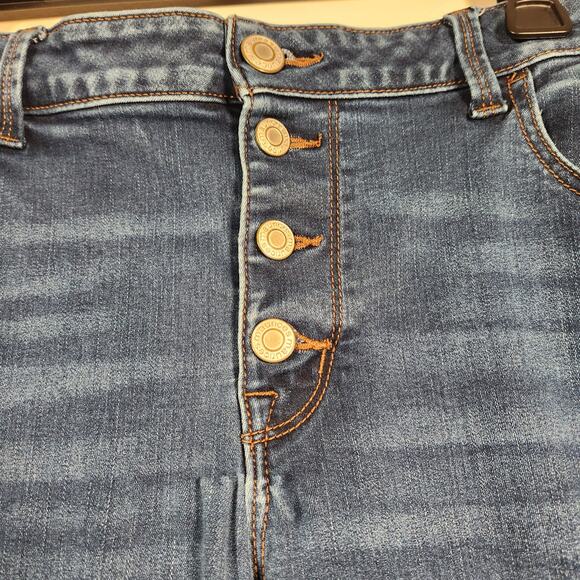 MAURICES High Rise Jeans Womens XL REG Blue Button Fly STRETCH Comfy FLAWED - Picture 9 of 12